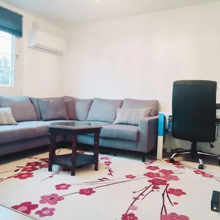 I Tveit * Kristiansand